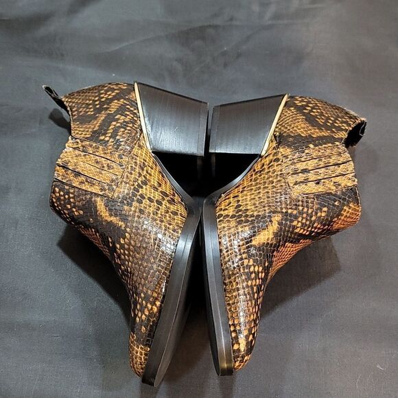 BLEECKER & BOND SNAKE PRINT CHUNKY HEEL SLIP-ON POINTED TOE BOOTIE - Picture 14 of 15
